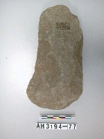 藏品(大型舌刃打製石斧)的圖片